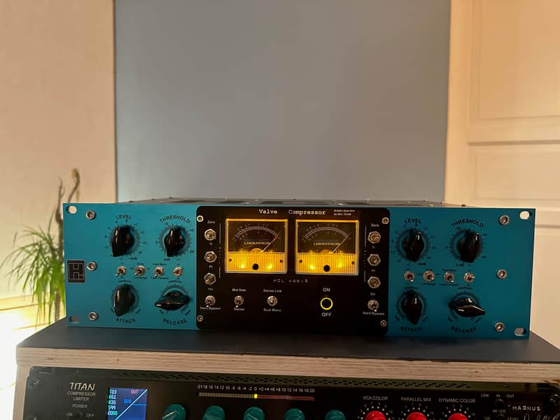 HCL Varis Vari-mu compressor 2019 - Blue image 1