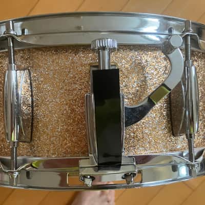 Gretsch Catalina Club - Champagne Sparkle 14x5 image 11