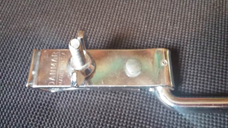 VINTAGE Danmar Triangle Holder MADE IN USA NO TARIFFS !! image 1