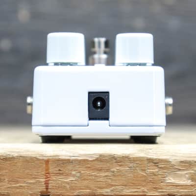 Electro-Harmonix Canyon Delay & Looper 11-Mode Compact Delay Effect Pedal image 8