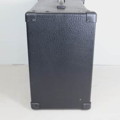 Peavey 15W Modeling Guitar Amp VYPYR 15 image 4
