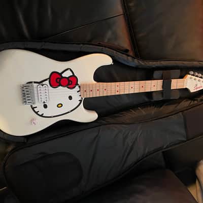 Fender Web Exclusive - Squier Hello Kitty Stratocaster - 2024 50th Anniversary Limited Edition, White image 5