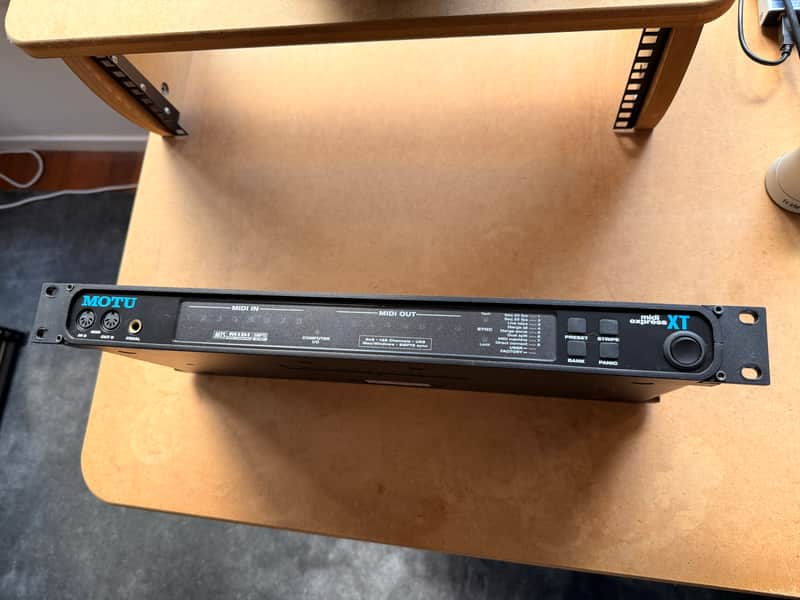 MOTU MIDI Express XT USB MIDI Interface image 1
