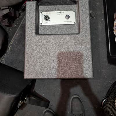 Warwick Gnome CAB 2/8/4 200-Watt 2x8" Compact Bass Speaker Cabinet 2020 - Present - Black image 2