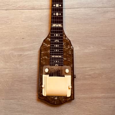 Supro Lap steel image 3