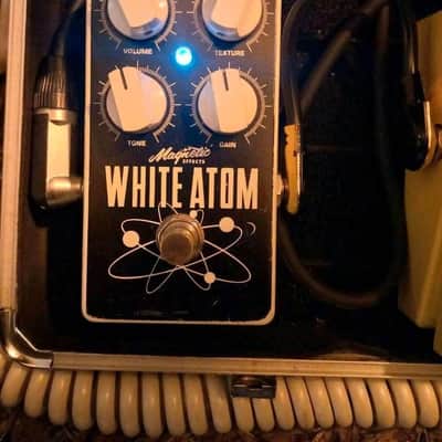 Magnetic Effects White Atom v1 imagen 3