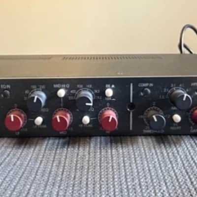 Rupert Neve Designs Shelford Channel 2017 - Present - Shelford Blue image 5