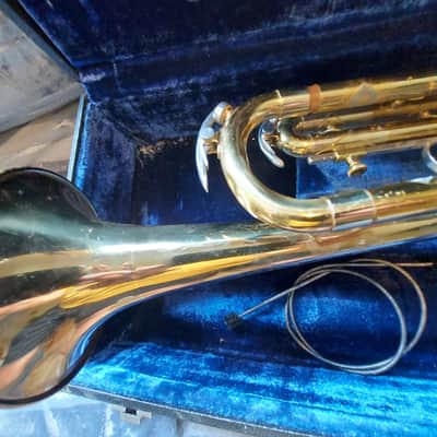 King Cleveland 600 Bb Trumpet, USA, Brass with Case, good but resolder image 6