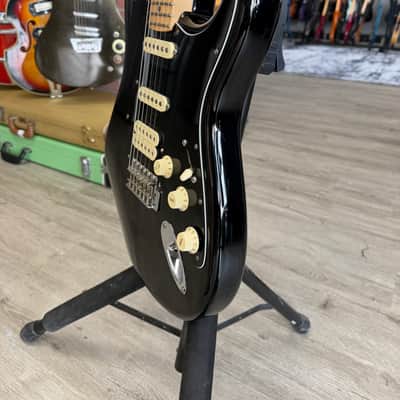 Fender American Performer Stratocaster HSS with Maple Fretboard 2018 - Present - Black image 5