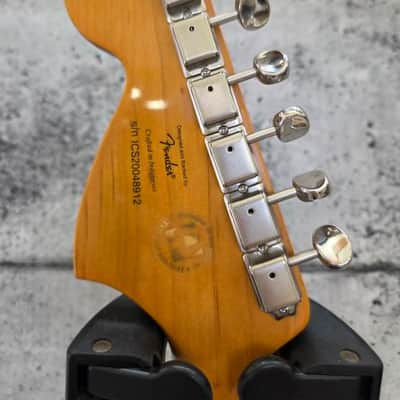 Squier Classic Vibe '70s Stratocaster HSS with Maple Fretboard 2019 - Present - Black image 5