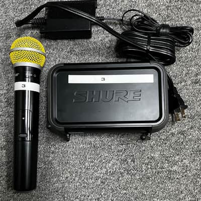Shure PGX4 with PG58 644-622 MHz Wireless Microphone System image 1