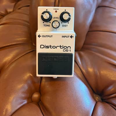Boss DS-1-WH Distortion 2024 - Metallic White image 1