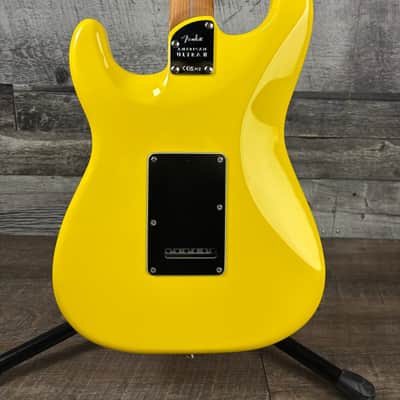 Fender Limited Edition American Ultra II Stratocaster HSS, Roasted Maple Fingerboard, Graffiti Yellow image 7