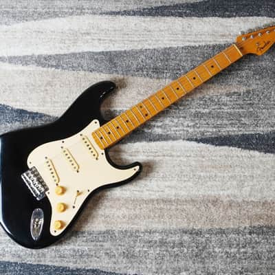 Fender Stratocaster JV ST-115-62 Highest end model Japan 1983