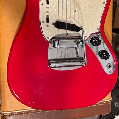Fender Mustang Guitar with Rosewood Fretboard 1964 - Dakota Red image 2