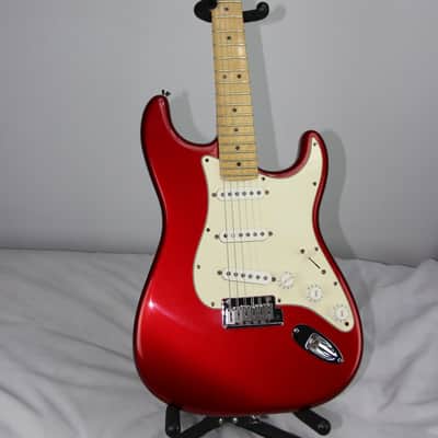 Fender Stratocaster Strat 2004 Candy Apple Red USA 50th Anniversary Clean with case image 1