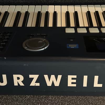 Kurzweil PC3LE6 Performance / MIDI controller Keyboard. + “anvil” case + RokSak gig bag image 17