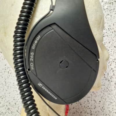 Vintage 90s Headphones Sennheiser HD265 Linear image 3