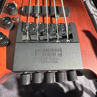 Lefty Hohner Professional B2AV WALNUT 5-string Headless Bass, Officially Licensed by Steinberger, NECK-THRU California Maple construction, with Warwick Rockbag image 2
