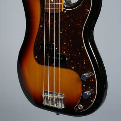 Fender Japan PB-62 Precision Bass Reissue MIJ 2011 - Three Tone Sunburst image 3