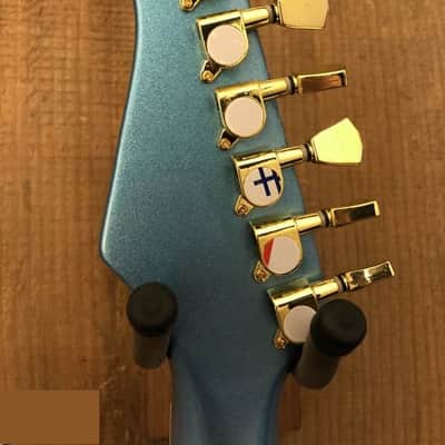 Cozart Explorer-Style Electric Guitar Metallic Pelham Blue w/ Tweed HSC image 10
