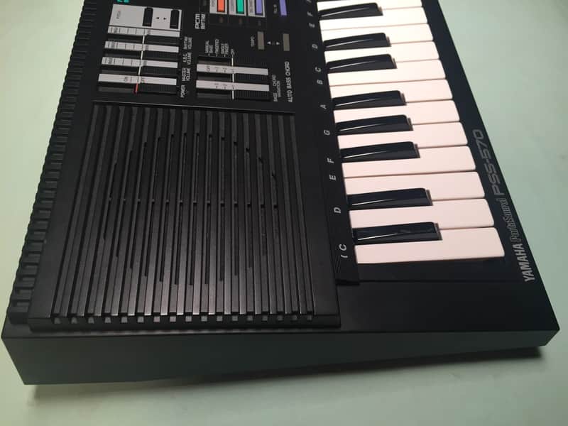 Yamaha PSS-570 Classic FM Synthesizer | + Original Carry Case | Reverb