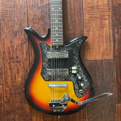 1960’s Teisco/Kay ET-210 Tulip - Bigsby Style Tremolo & Chimey Sounding Pickups - Mahogany Neck With Rosewood Board image 2