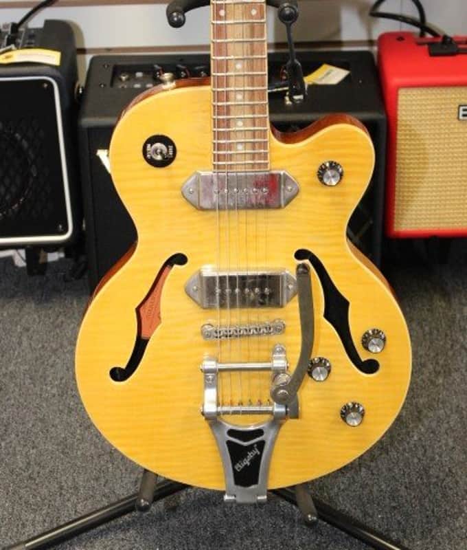 Epiphone Wildkat Semi-Hollowbody 6str Guitar w/Bigsby Tremolo. Made in China, Year 2018 (Pre-Owned) image 1