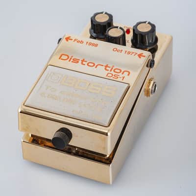 BOSS Distortion DS-1  GOLD 1998 + Showroom DISPLAY! Extremely RARE image 15