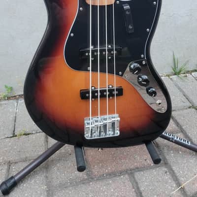Fender Player Series Jazz Bass Guitar - Sunburst image 2