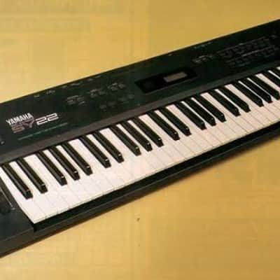 Yamaha SY22 Dynamic Vector Synthesizer 1990 - Black image 2
