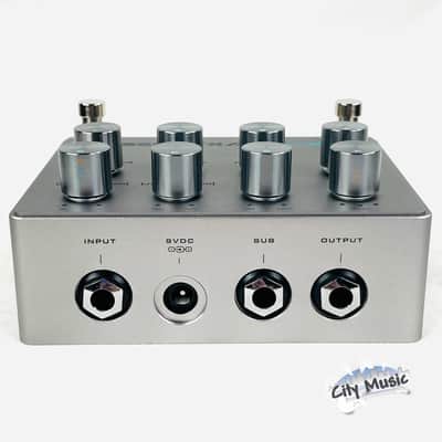 Used Darkglass Electronics Kaamos Distortion & Octaver Bass Guitar Effects Pedal ♫ image 5