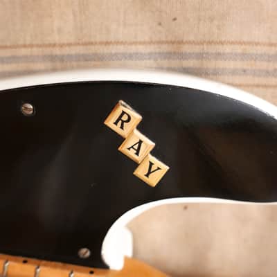 Fender Precision Bass 1952 - White - Refin image 13