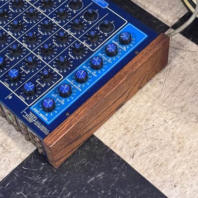 Neptune 820b Eight-Channel Mixer with individual preamps image 4