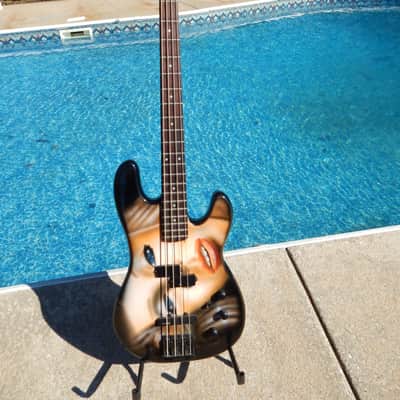 Kramer 710 Bass 1989 Kline Graphic Must See Motley Crue Pin Up Girl Spector Pickups Marylin Monroe image 2