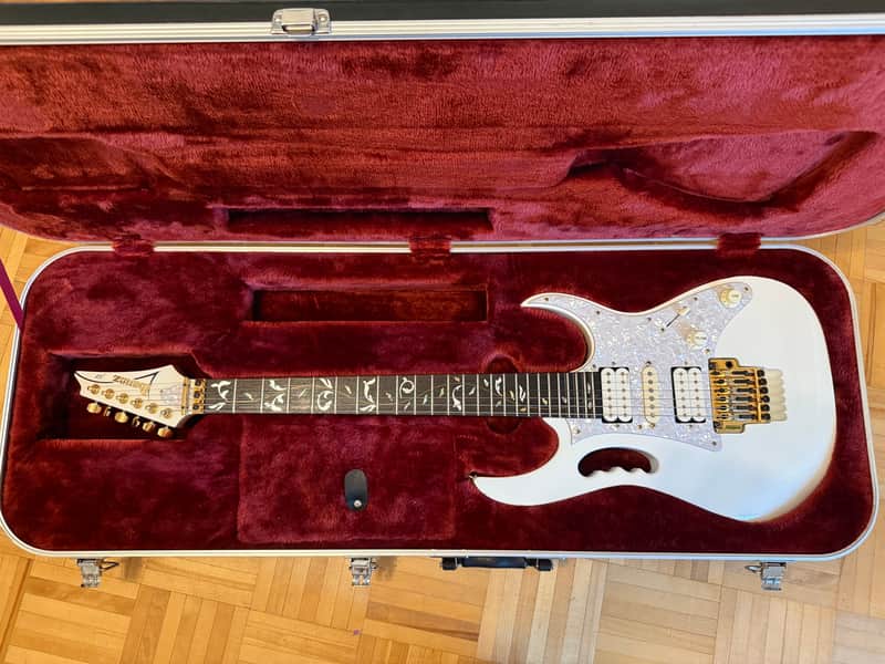【希少カラー】Ibanez JEM7V-SBL Steve Vai シグネチャー Ibanez JEM7V Steve Vai Signature | Reverb Canada