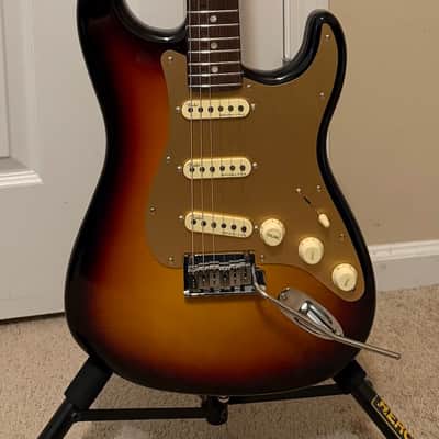 Fender American Ultra Stratocaster 2024 - Ultraburst image 1