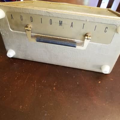 Audiomatic Empty vintage MCM speaker cabinet for 8" driver 1959 - gold image 9