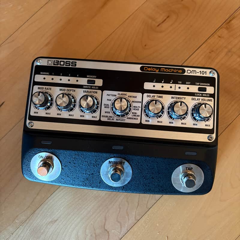 Boss DM-101 Delay Machine
