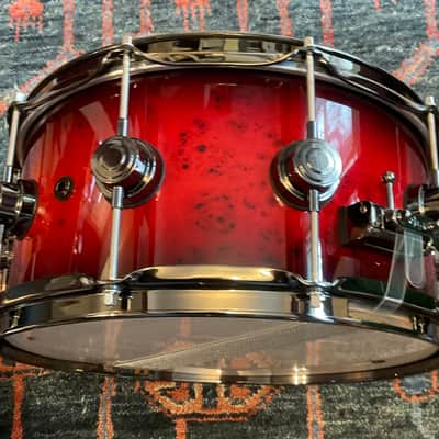 DW Collector’s Series Exotic 6.5 x 14 Snare Drum - Red to Candy Black Burst over Mapa Burl w/Black Nickel Hardware image 6