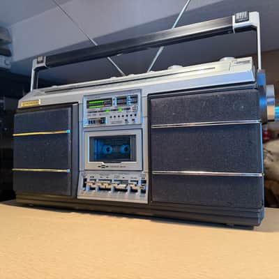 Pioneer SK-95 Runaway Vintage Boombox Cassette Radio AM FM Fresh Pro Servicing🔥 image 3