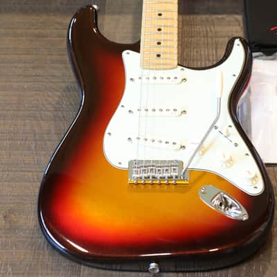 MINTY! 2014 Fender American Deluxe Stratocaster Plus Mystic 3-Color Sunburst w/ Personality Cards + COA OHSC image 2