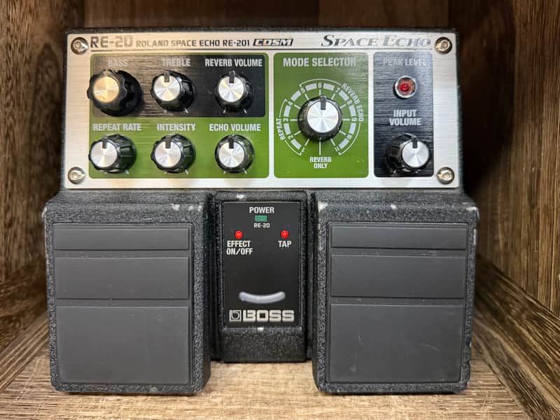 Boss RE-20 Space Echo