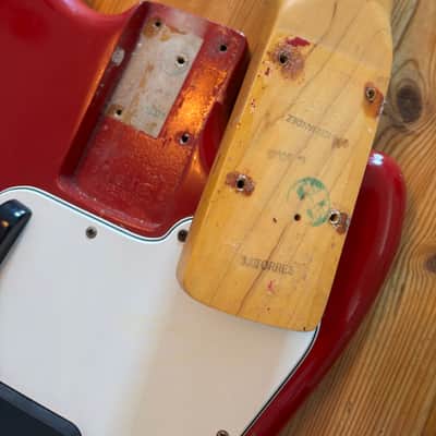 Fender Musicmaster Bass 1972 - 1975 - Dakota Red image 10