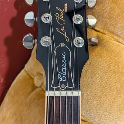 Gibson Les Paul Classic 2017 - Classic Cherryburst image 2