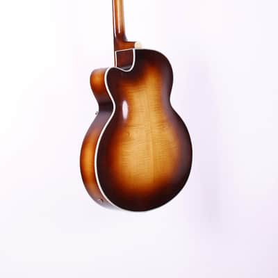 Höfner 457/S/E1 1960 2 Tone Burst image 3