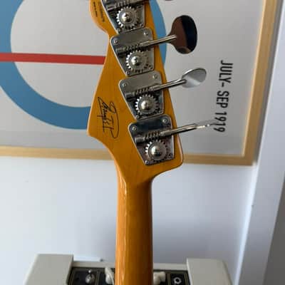 Fender Hama Okamoto Signature Precision Bass 2017 - Present 3-Color Sunburst image 6
