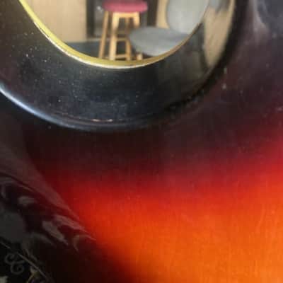 Guild T100D 1967 - Sunburst image 12