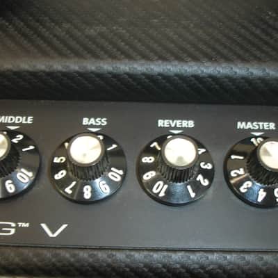 2011 Fender Mustang V 150-Watt Modeling Guitar Amp Head image 8