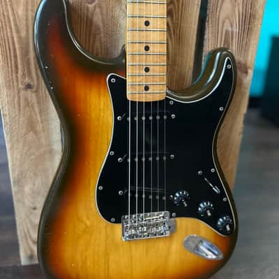 Fender Stratocaster 1979 - Sunburst image 1